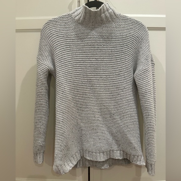EUC marine layer sweater - Picture 1 of 3